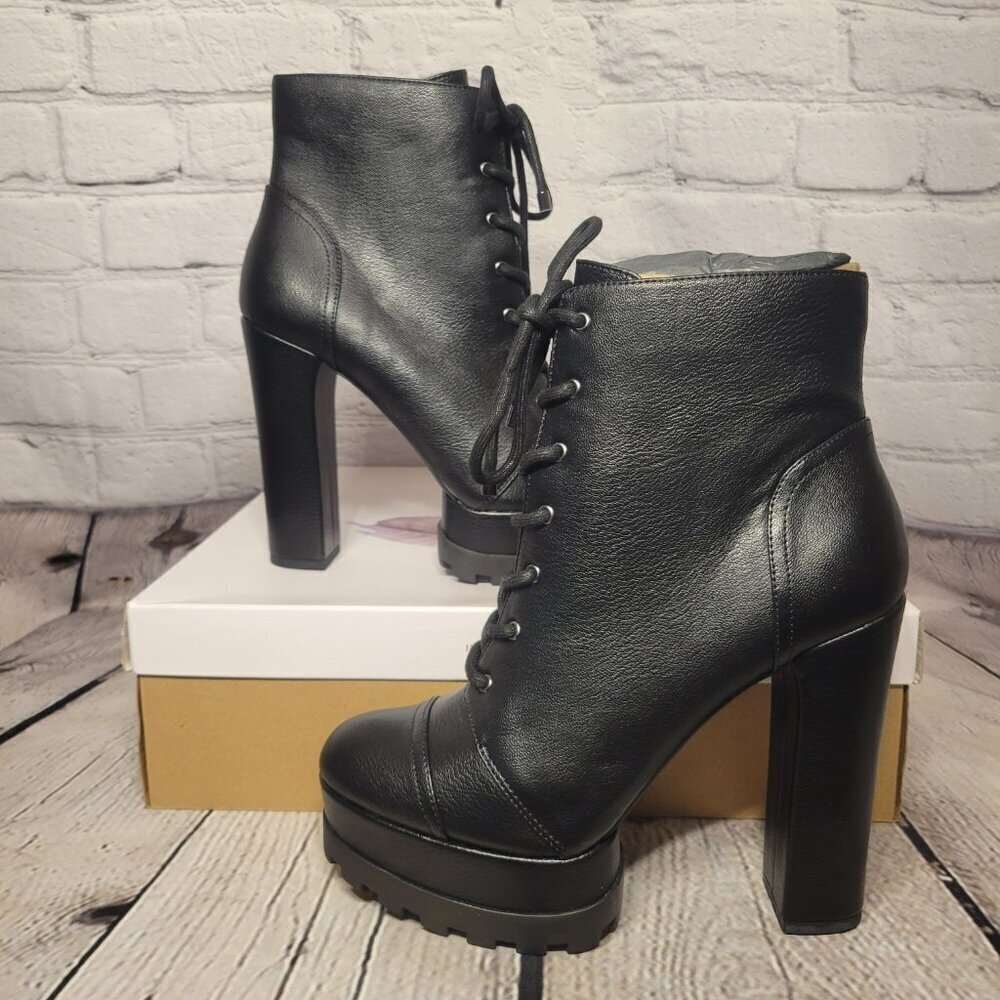 Jessica Simpson Black Lace-Up Platform Ankle Boots